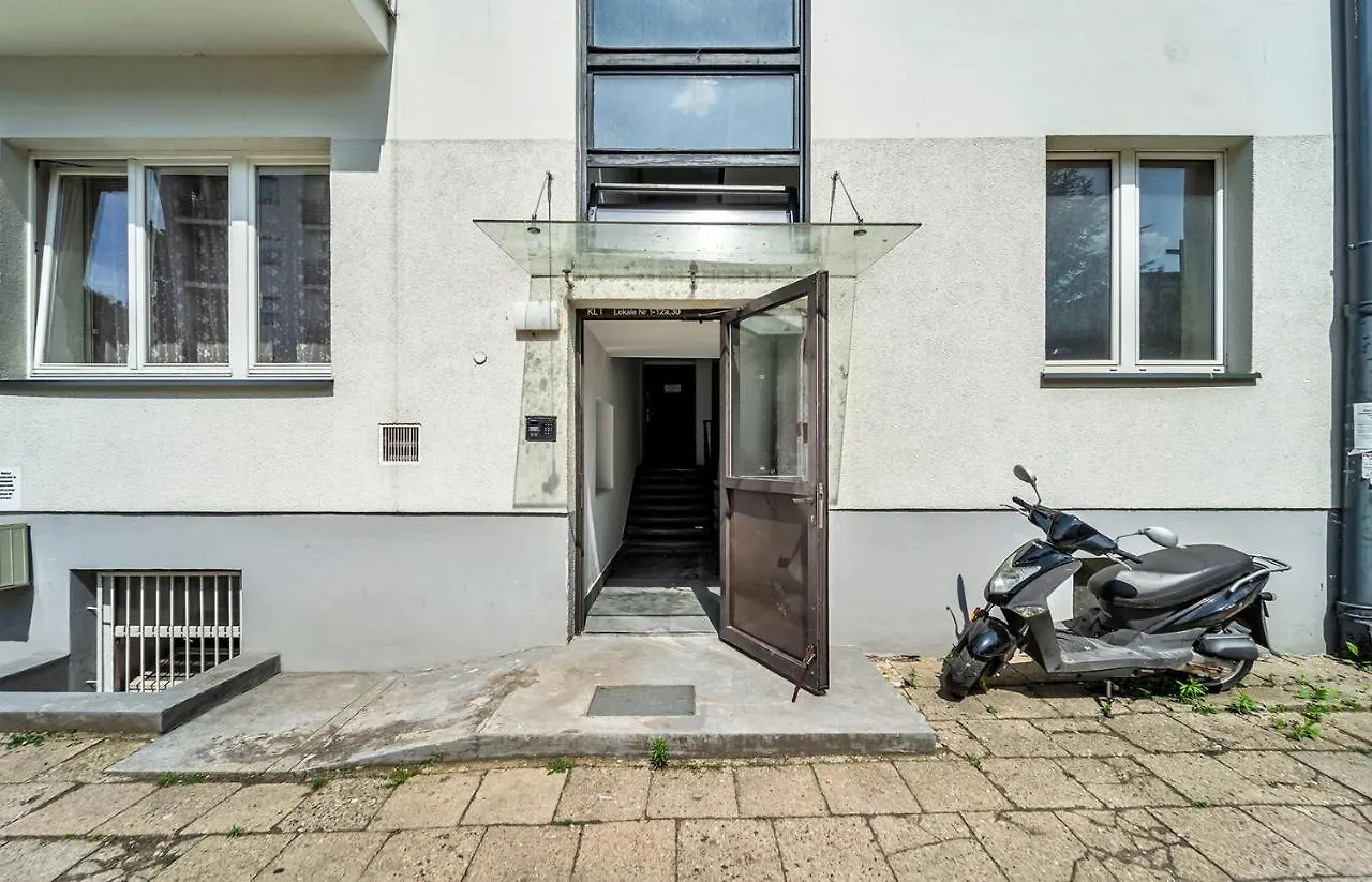 Park Sapera Cosy Studio Apartment Warsaw
